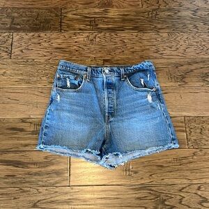 Levi’s Ribcage Shorts High Rise Size 31